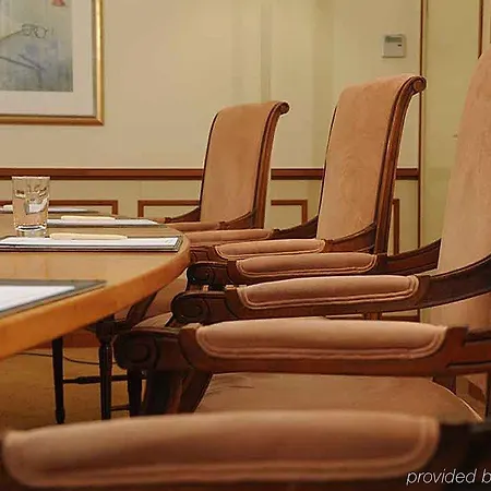 Ringhotel Rheinhotel Vier Jahreszeiten Hotel Meerbusch