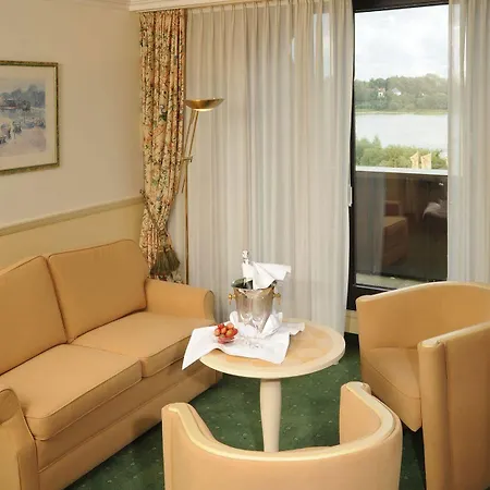 Ringhotel Rheinhotel Vier Jahreszeiten Meerbusch